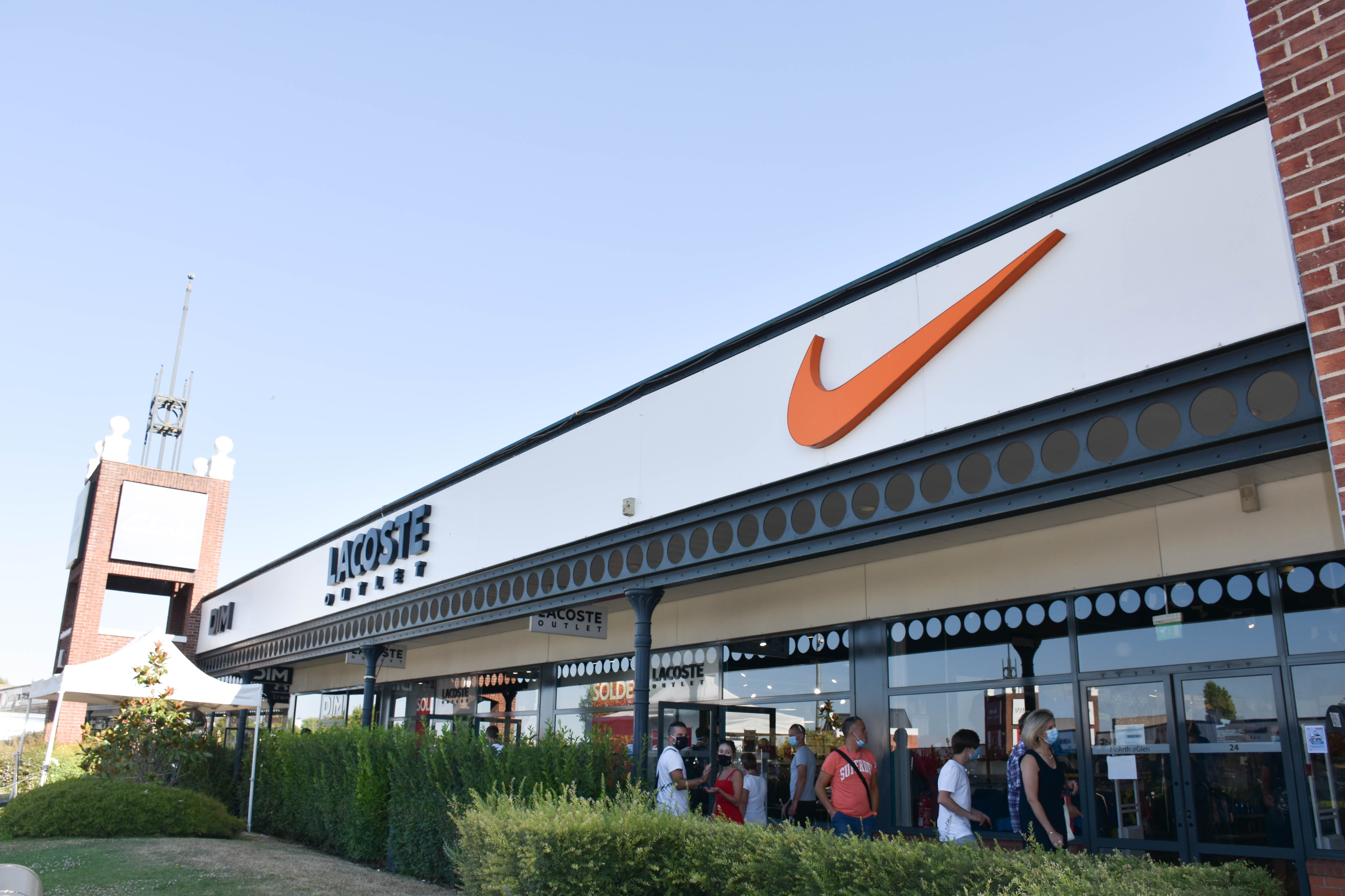 destockage lacoste usine